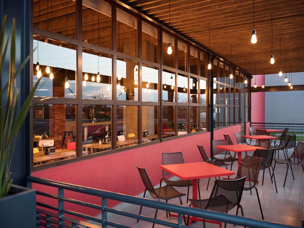 Ibis Irapuato Hotel Exterior photo